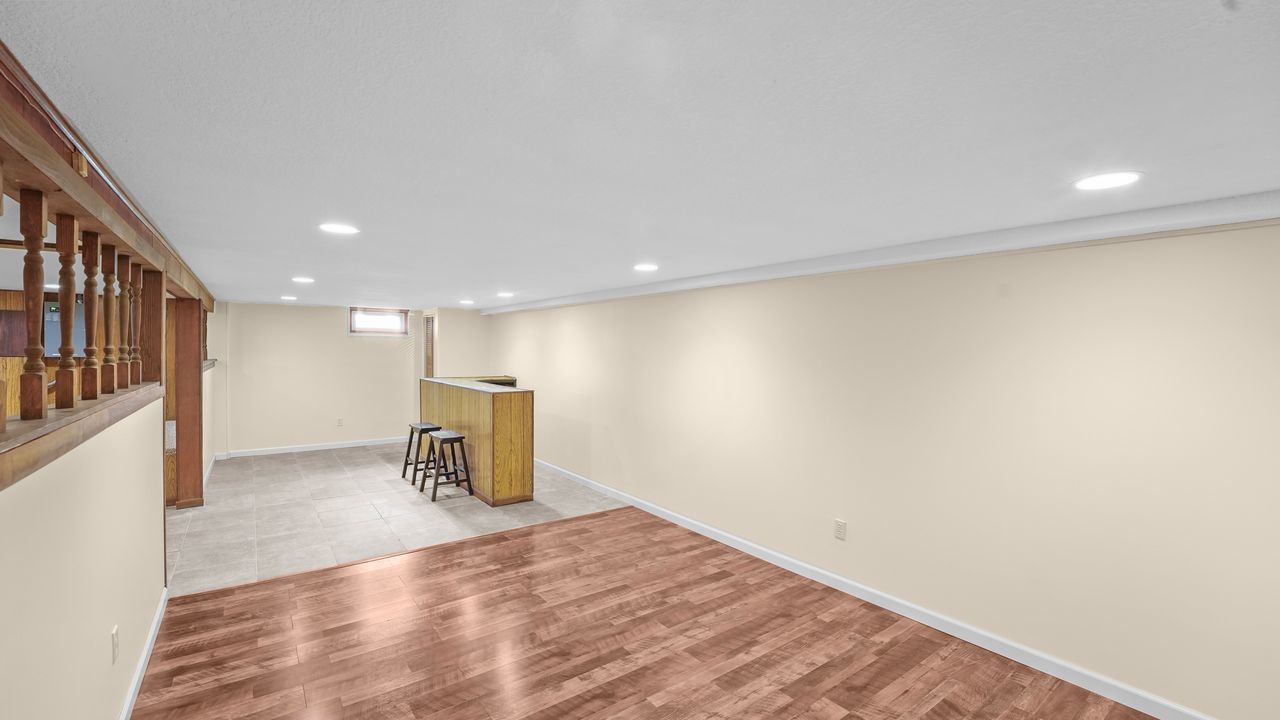 10009 Wolf Road Property Photo 37