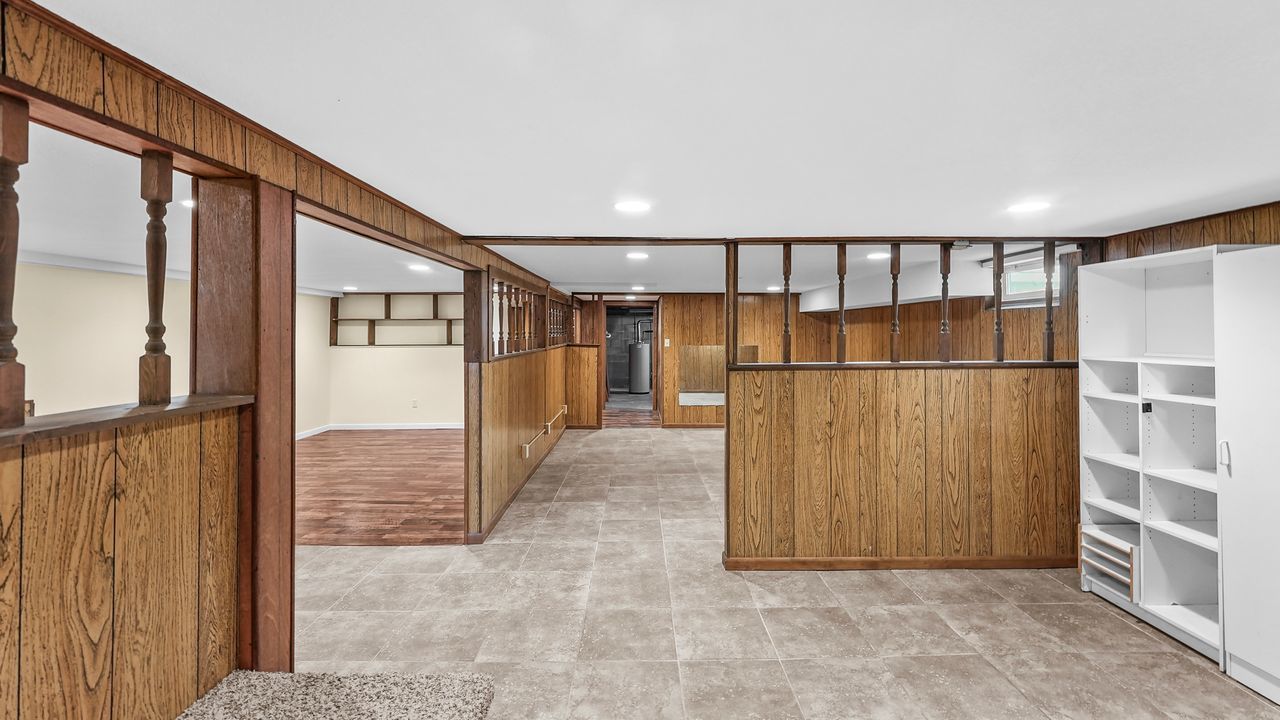 10009 Wolf Road Property Photo 44