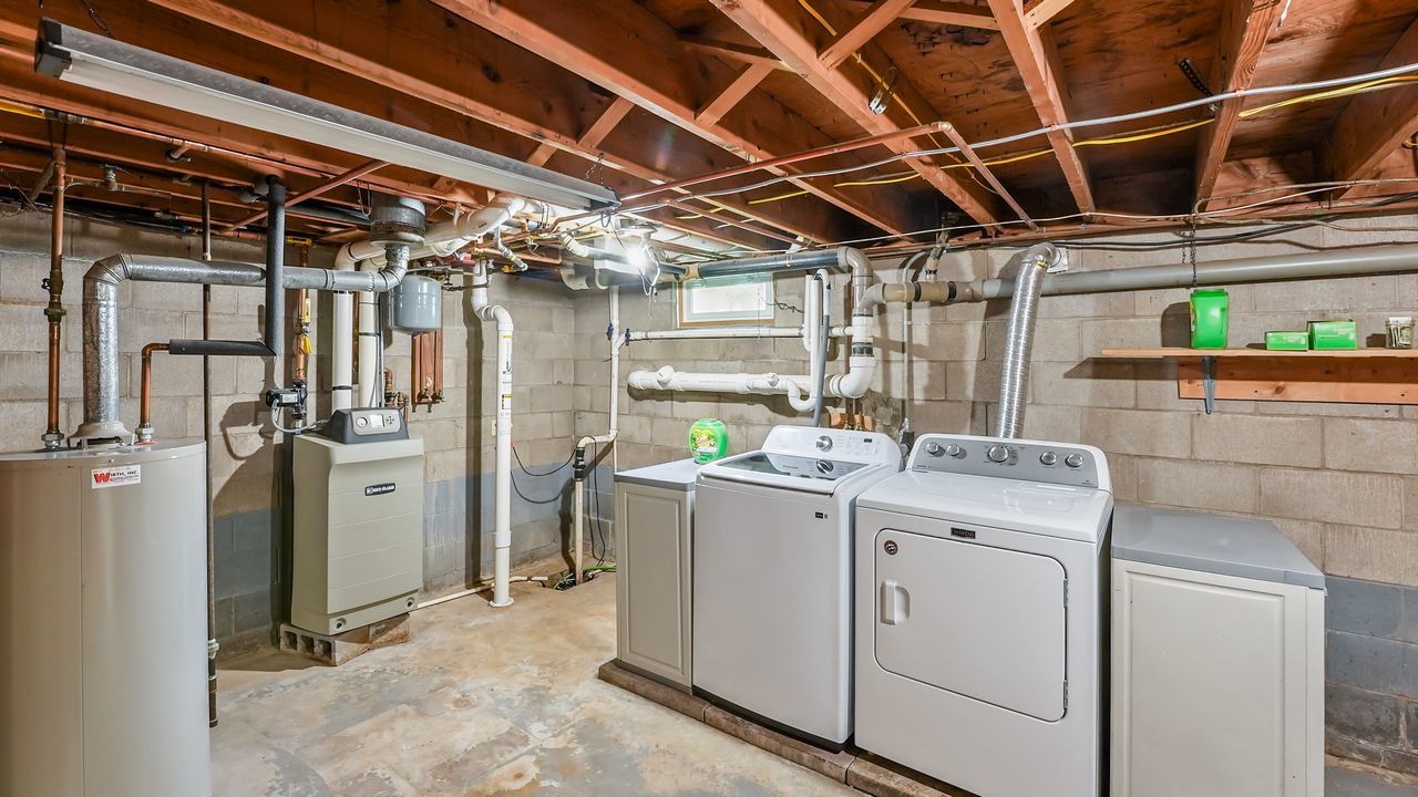 10009 Wolf Road Property Photo 48