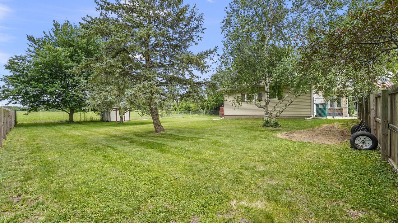 10009 Wolf Road Property Photo 54