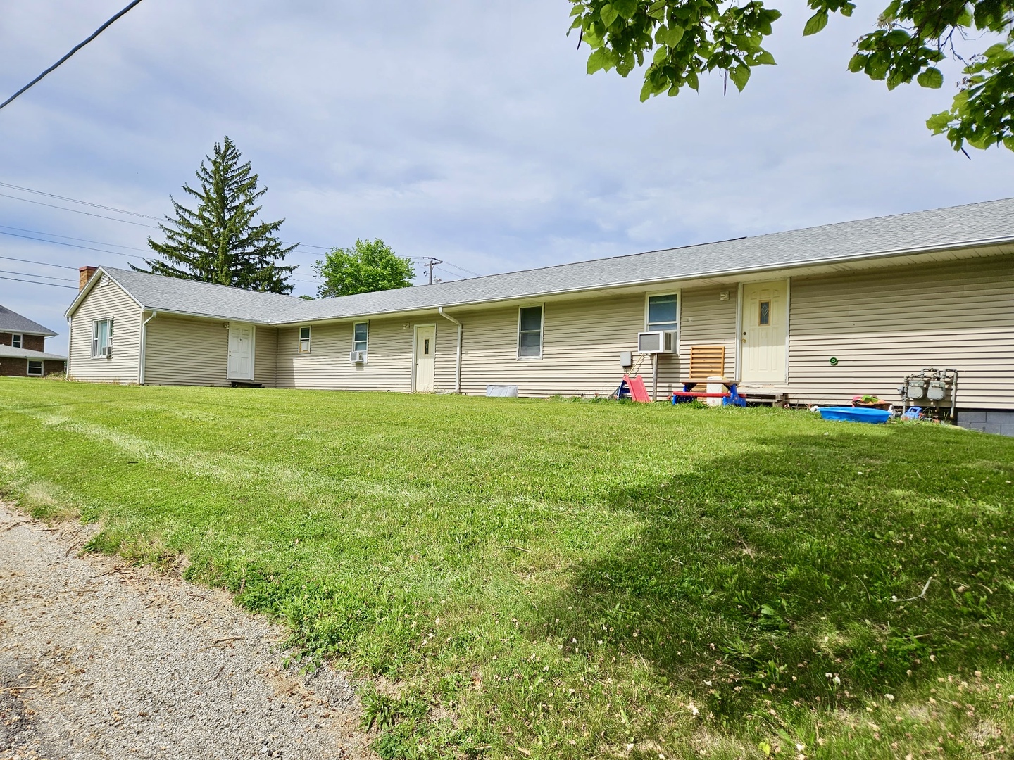 605 Orchard Street Property Photo 2