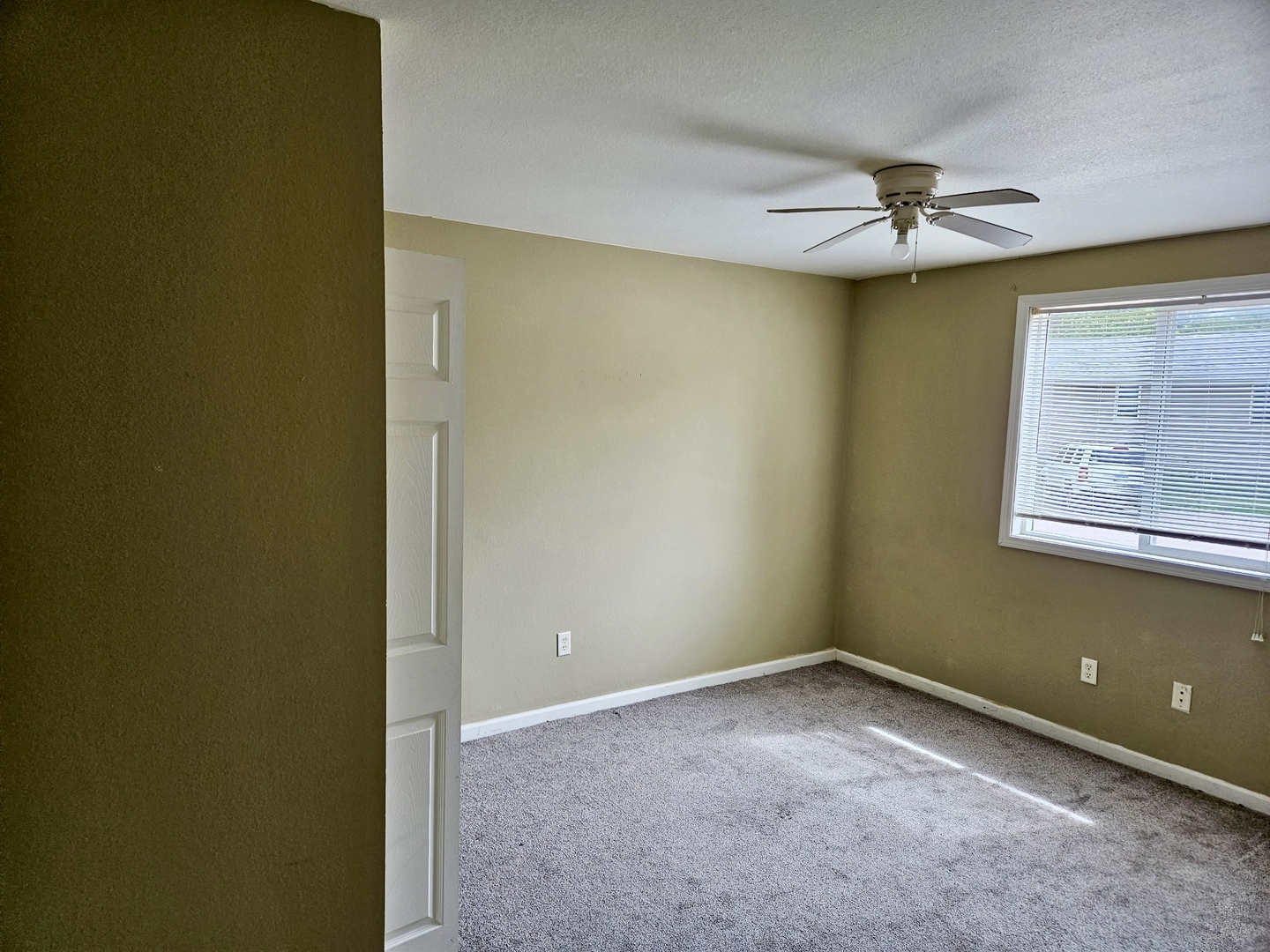 605 Orchard Street Property Photo 6