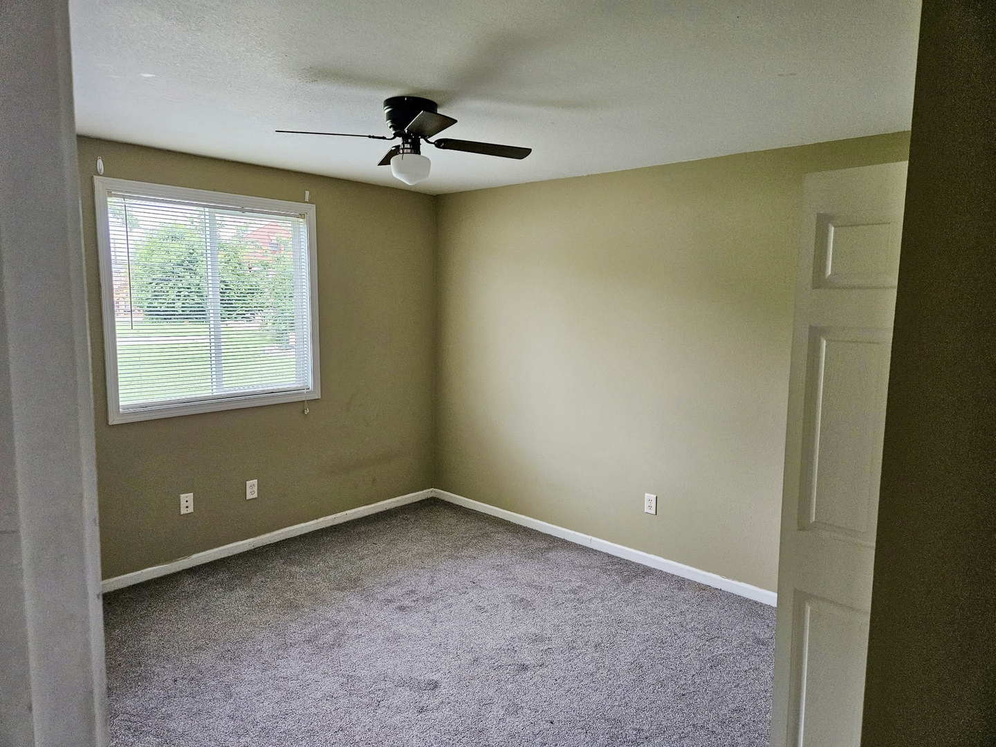 605 Orchard Street Property Photo 8