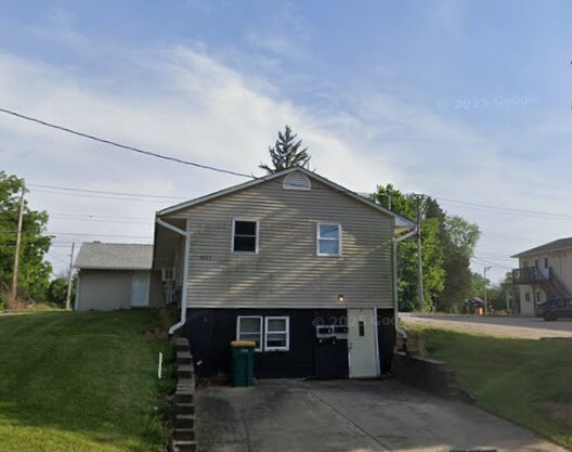 605 Orchard Street Property Photo 10