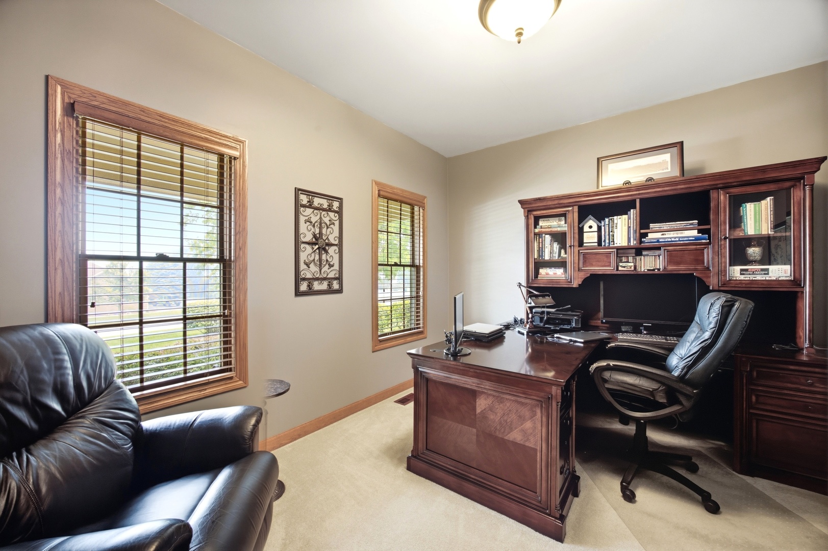 5121 Tall Oaks Drive Property Photo 9