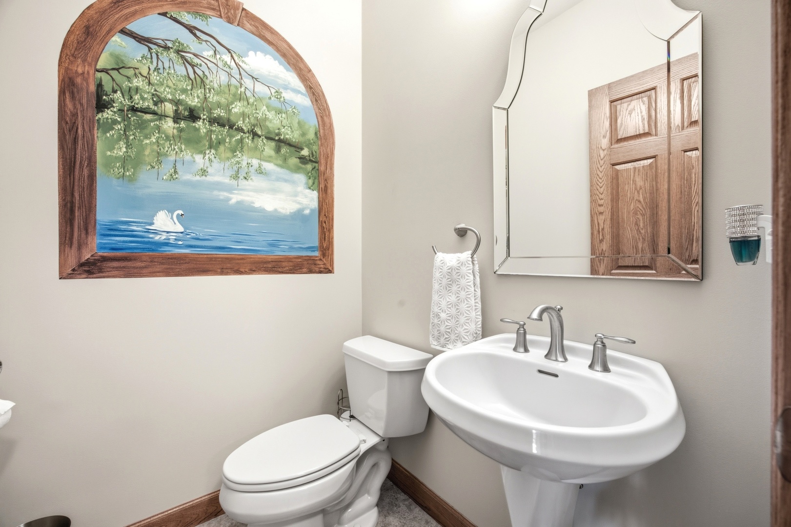 5121 Tall Oaks Drive Property Photo 13
