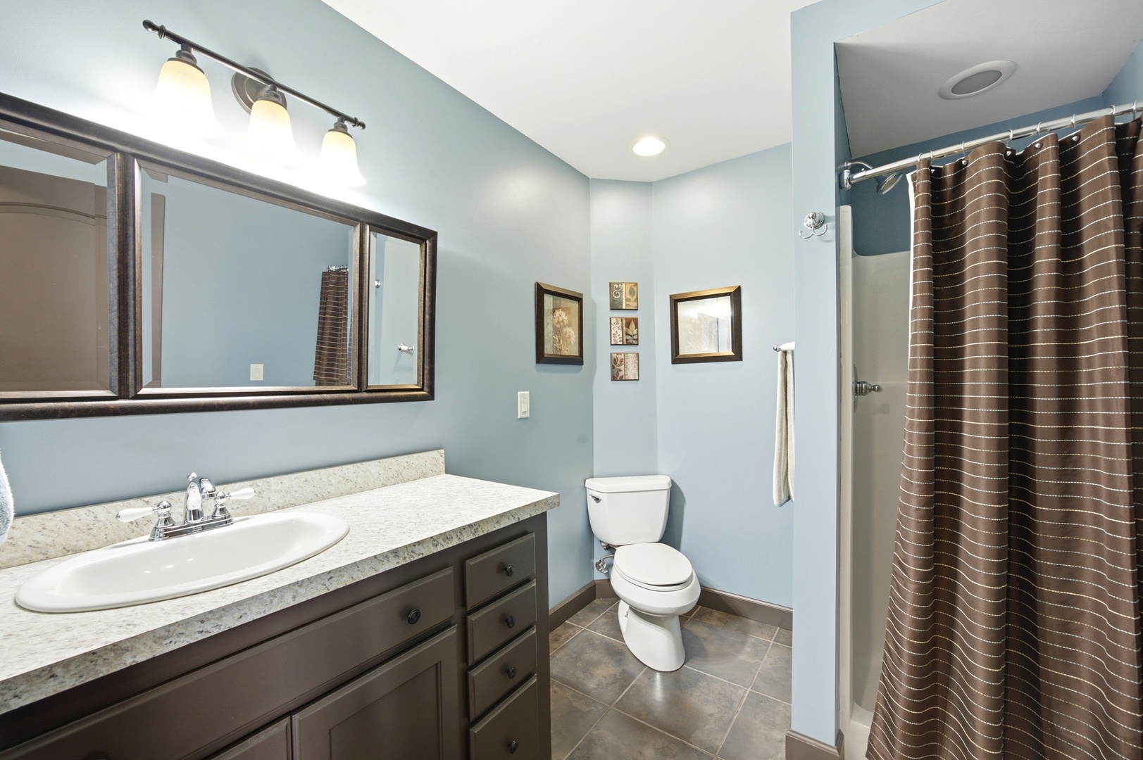 5121 Tall Oaks Drive Property Photo 29