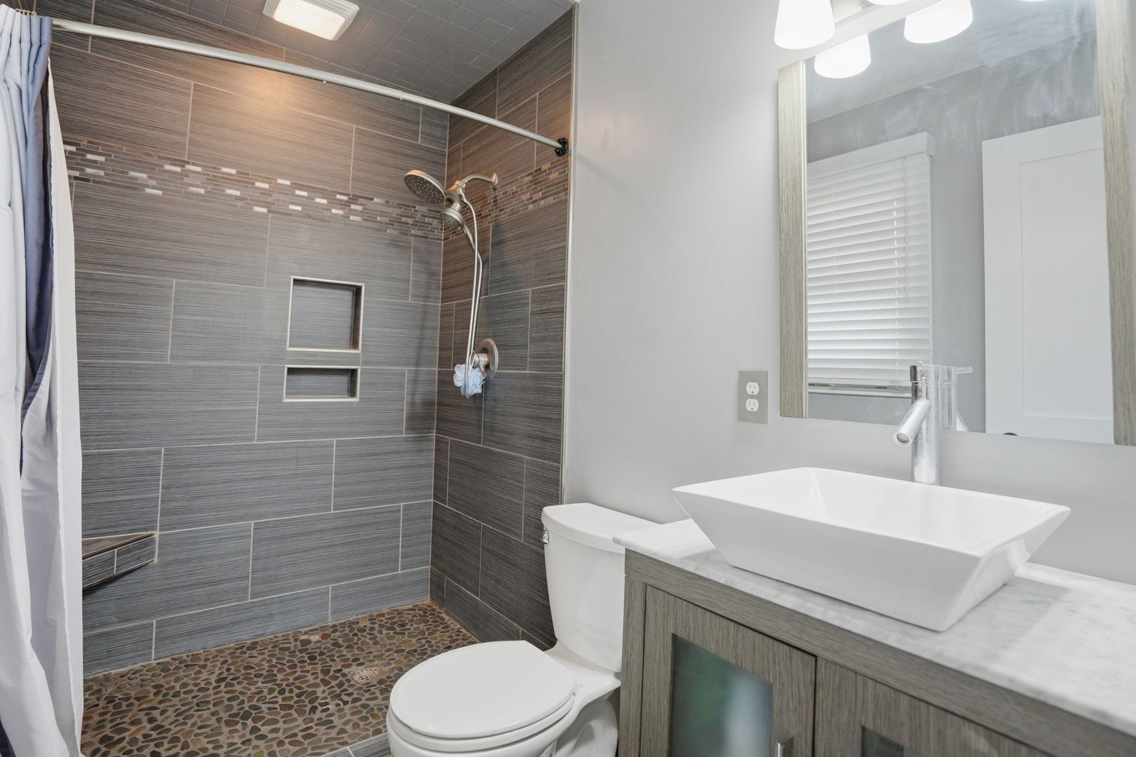 349 W Cedar Lane Property Photo 18