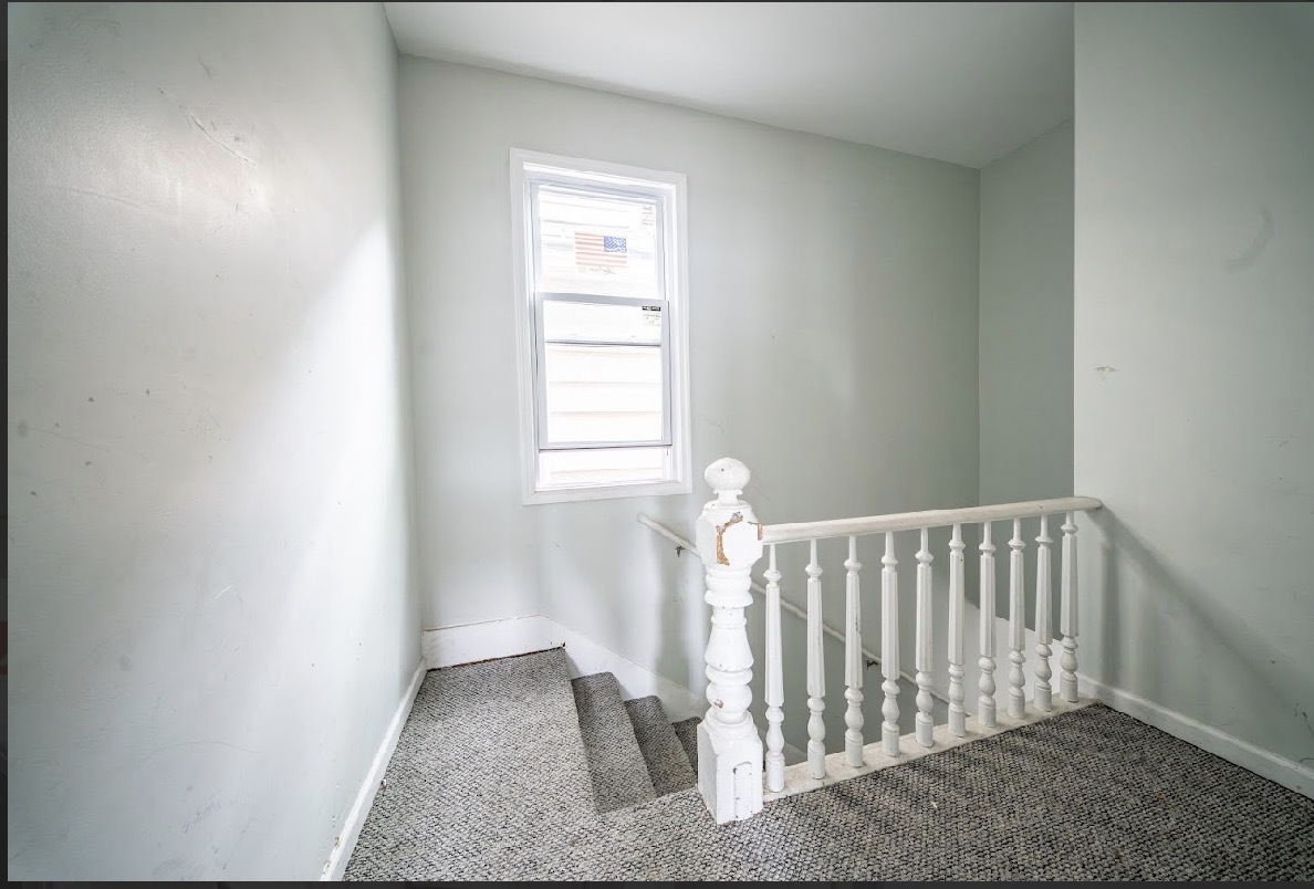 8942 S Baltimore Avenue Property Photo 18