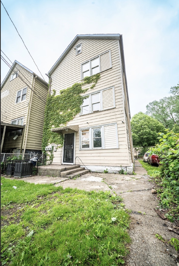 8942 S Baltimore Avenue Property Photo 20