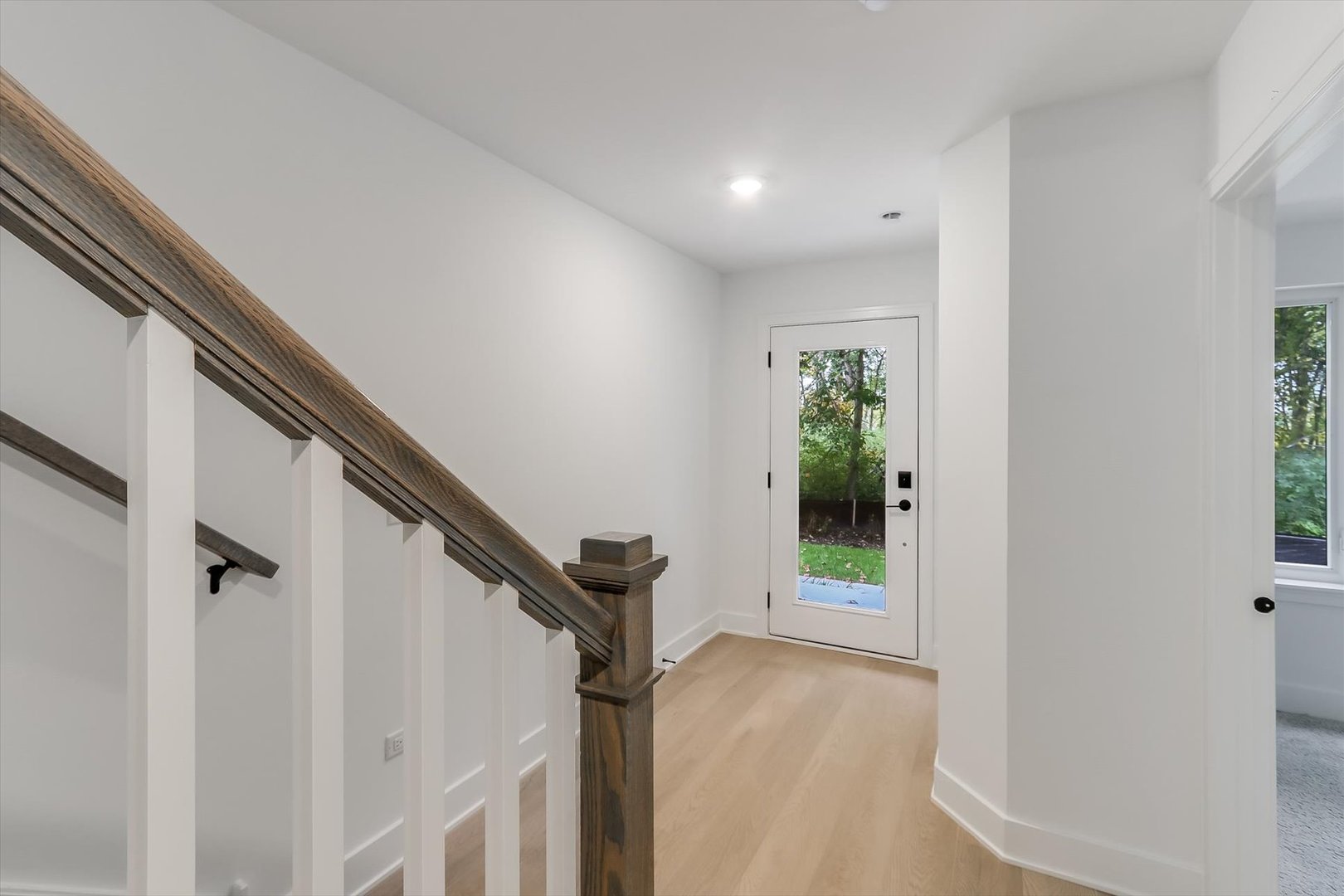 2114 Iron Ridge Lane Property Photo 4