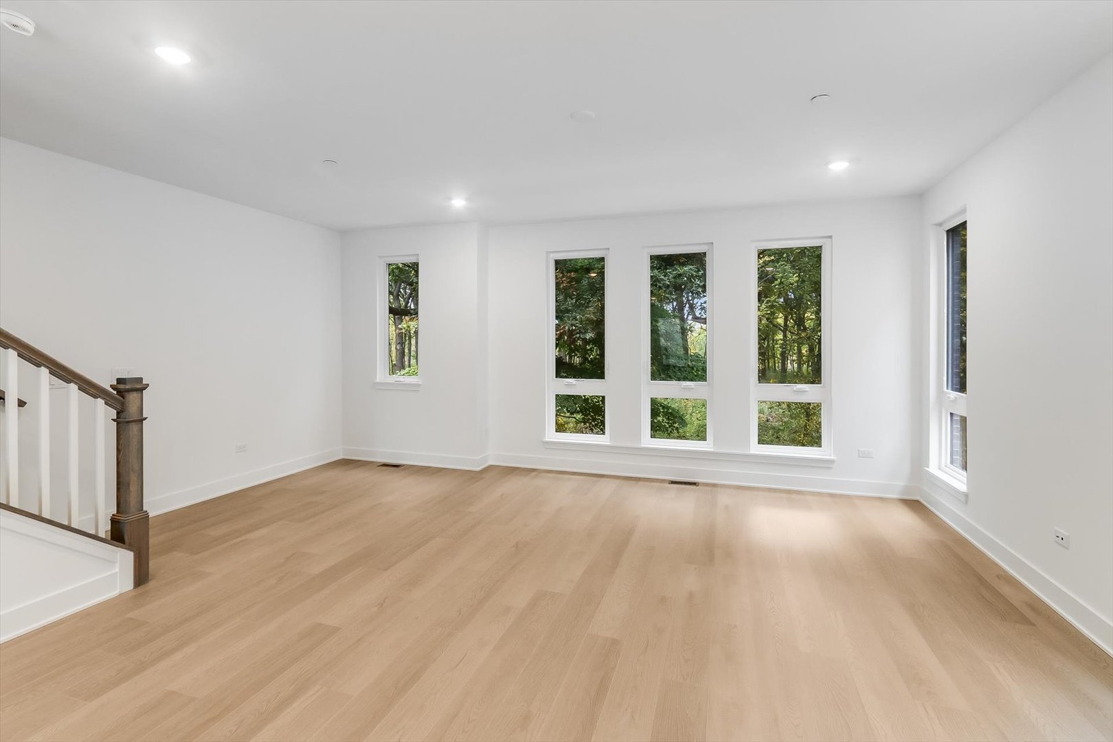 2114 Iron Ridge Lane Property Photo 8