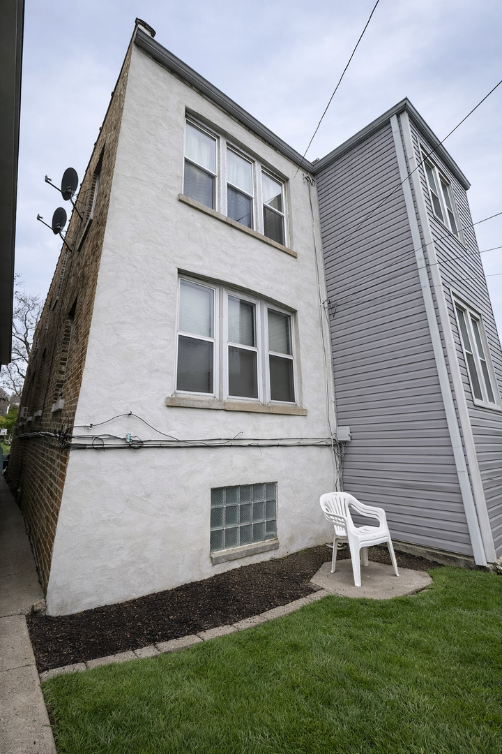 6733 S Maplewood Avenue Property Photo 34