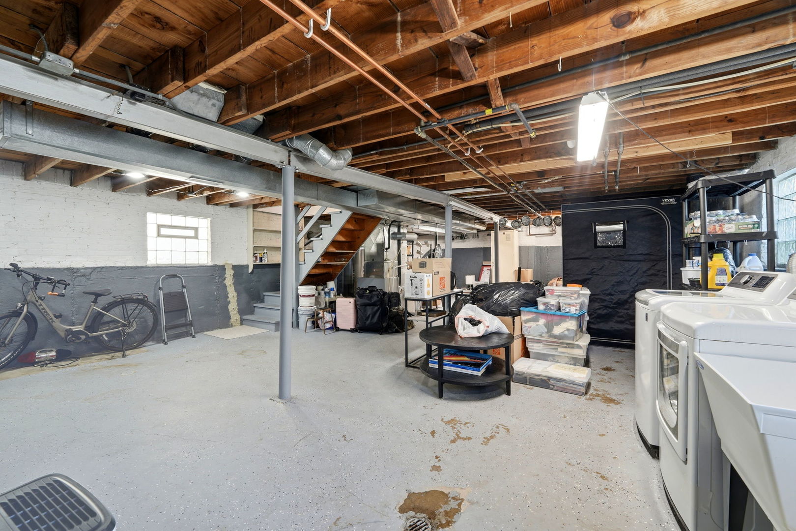 6700 N Odell Avenue Property Photo 25