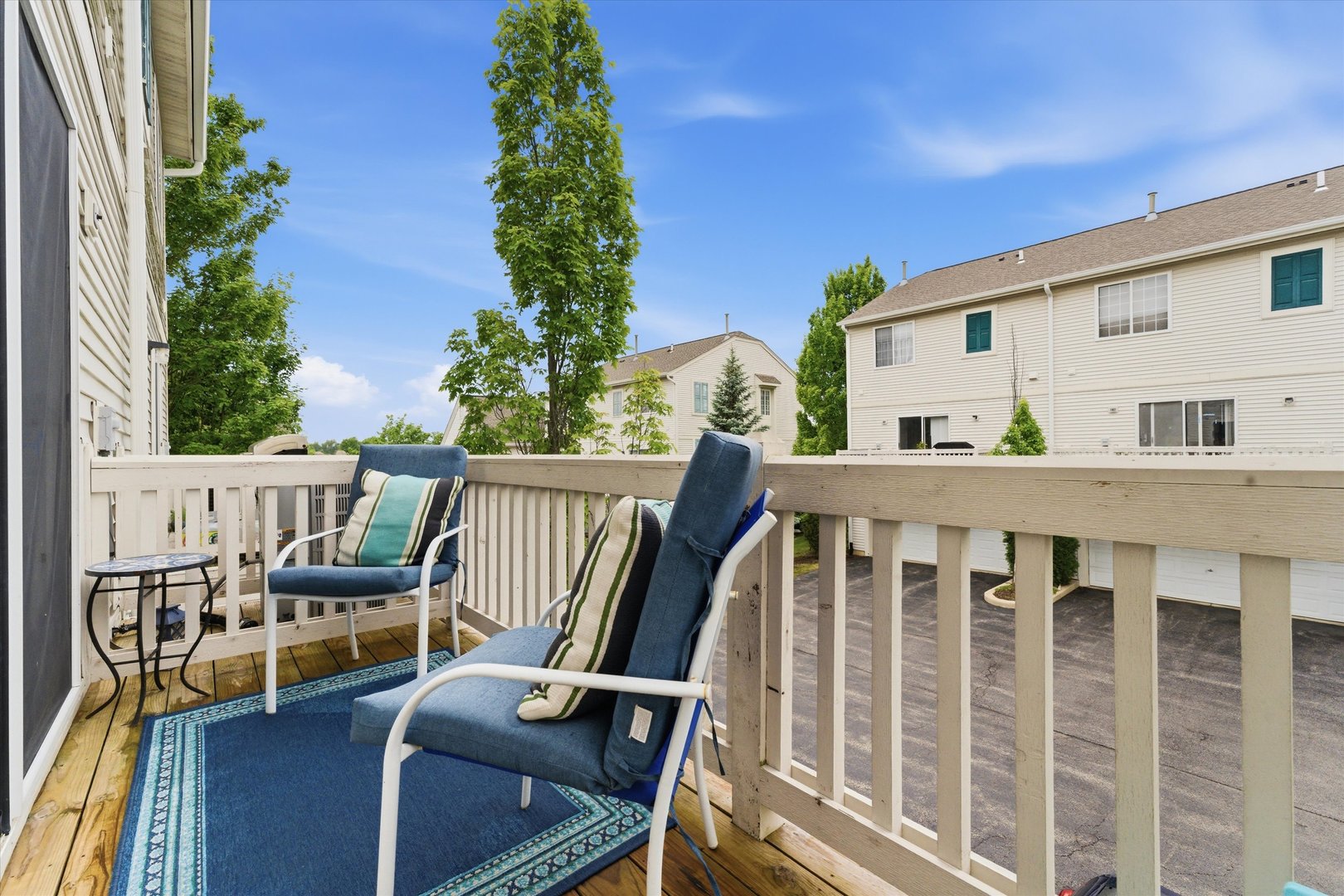 576 S Rosehall Lane Property Photo 9