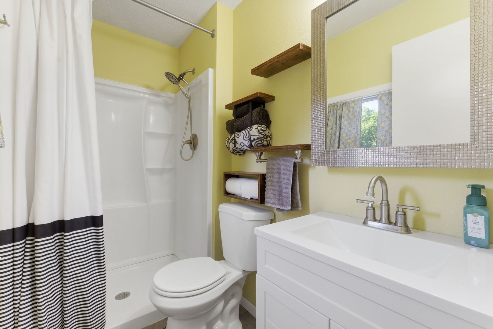 8 Elmwood Drive Property Photo 12
