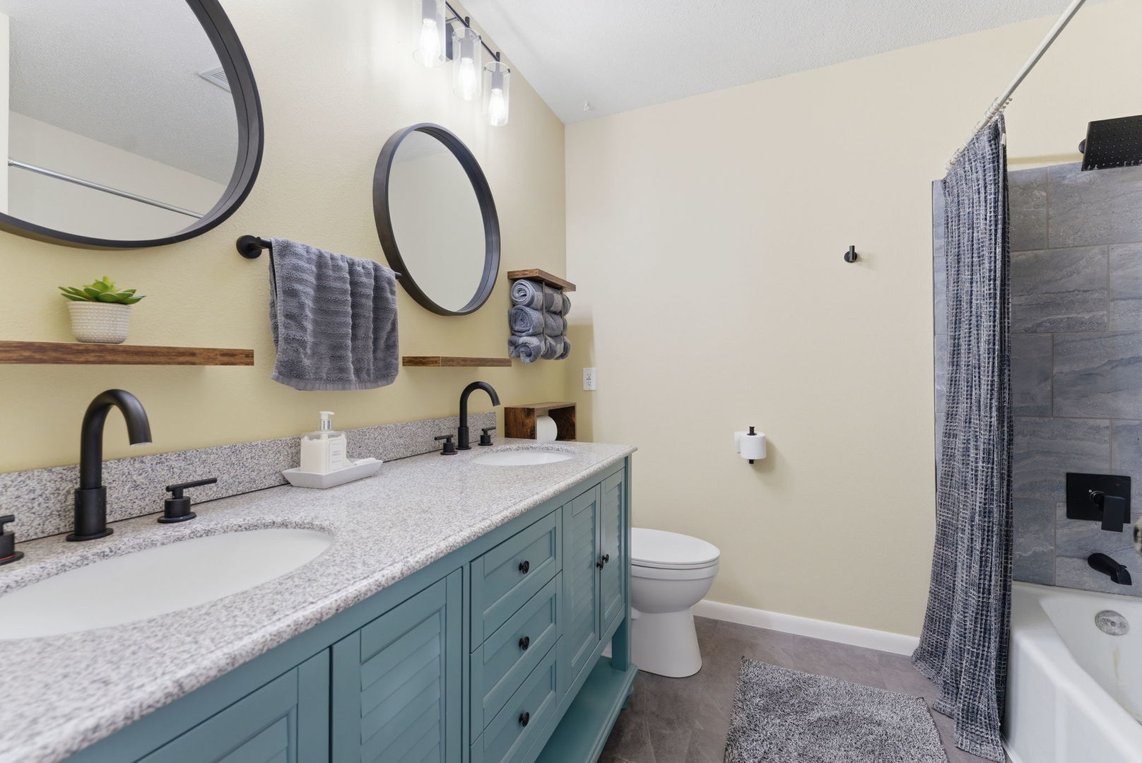 8 Elmwood Drive Property Photo 16