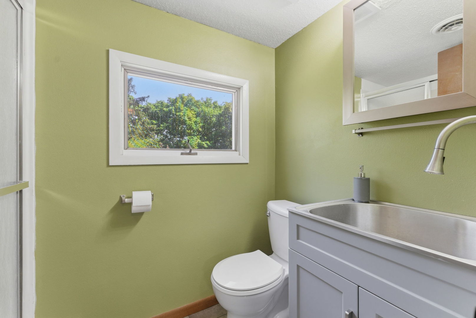 8 Elmwood Drive Property Photo 17