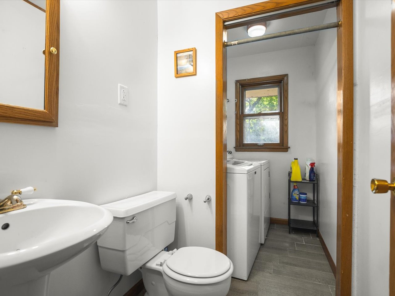 131 Dawn Avenue Property Photo 15