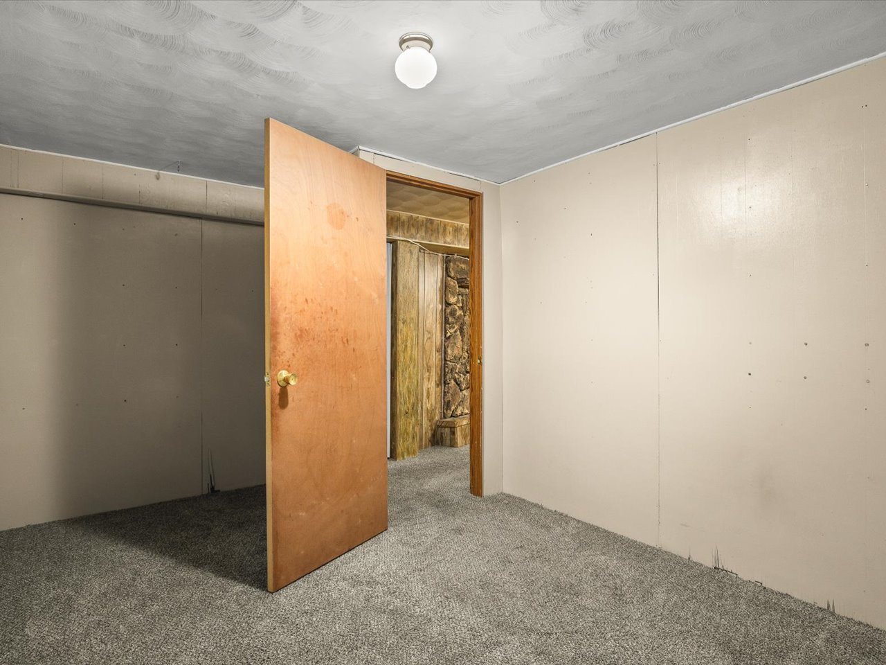 131 Dawn Avenue Property Photo 30