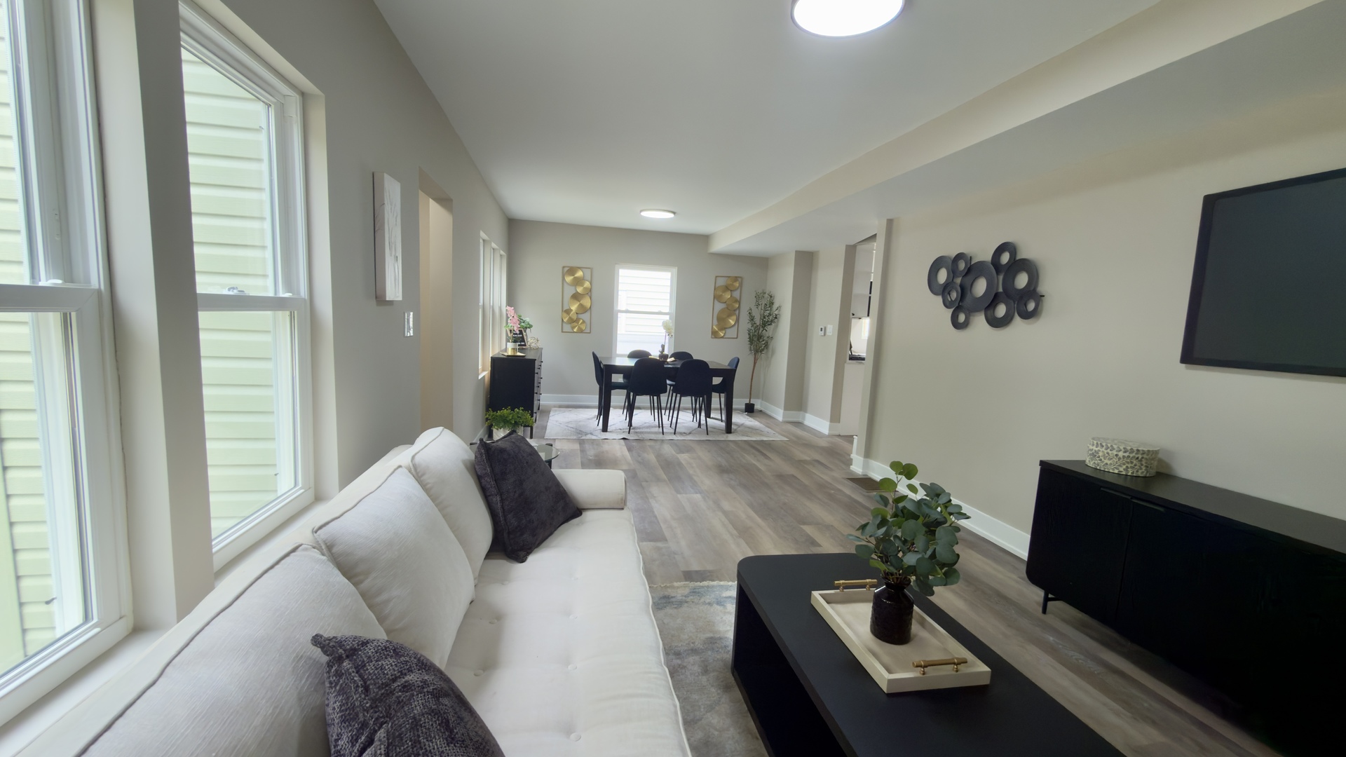9759.. Rutherford Avenue Property Photo 11