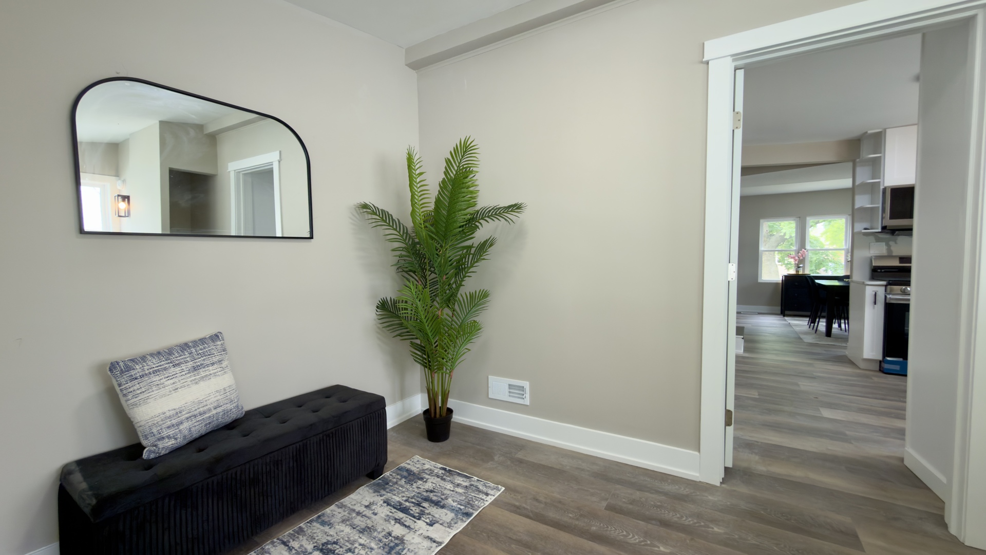 9759.. Rutherford Avenue Property Photo 23