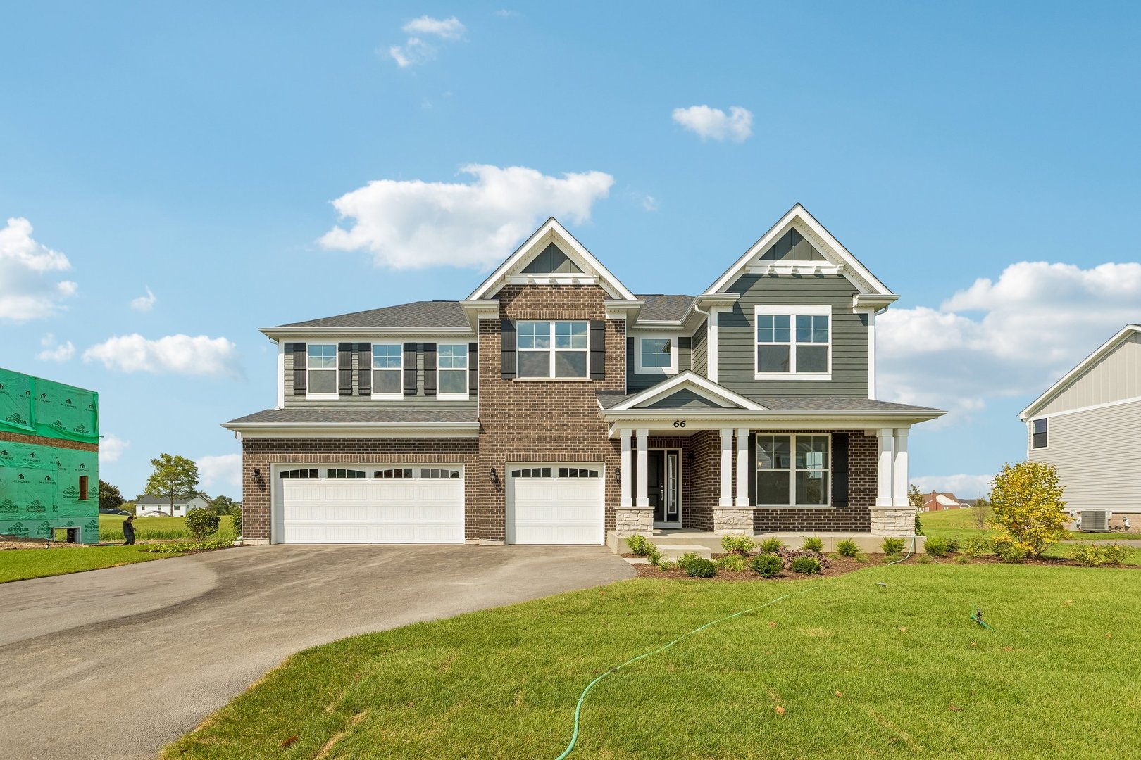 66 Hawthorn Ridge Drive Property Photo 1