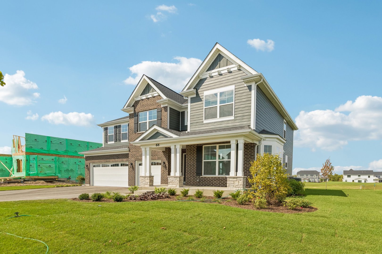66 Hawthorn Ridge Drive Property Photo 3