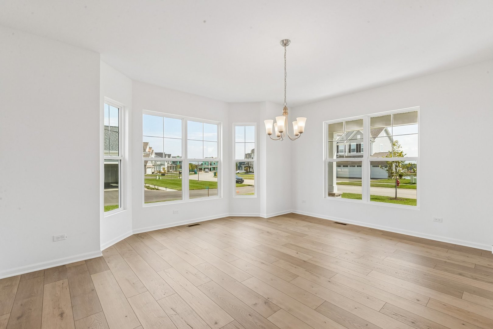 66 Hawthorn Ridge Drive Property Photo 11