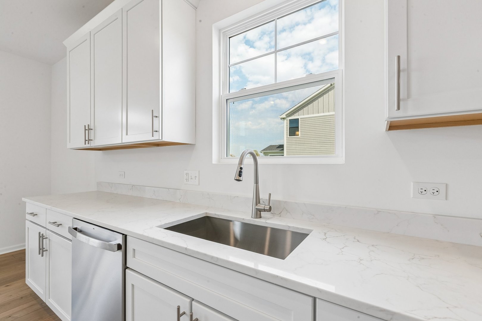 66 Hawthorn Ridge Drive Property Photo 16