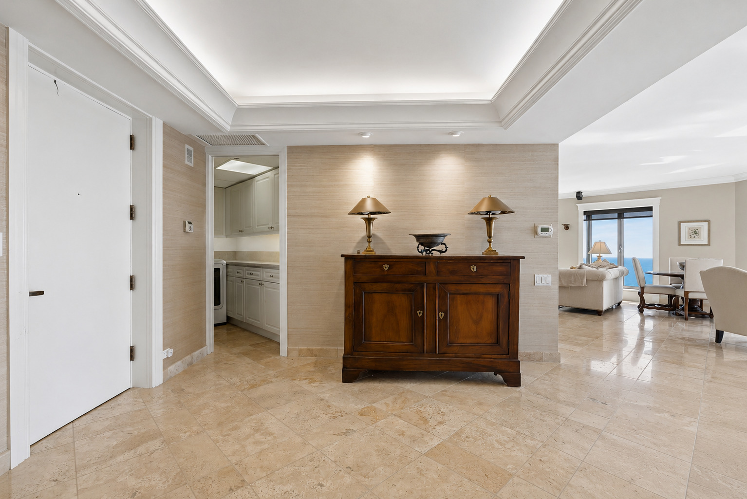 950 N Michigan Avenue 4202 Property Photo 6