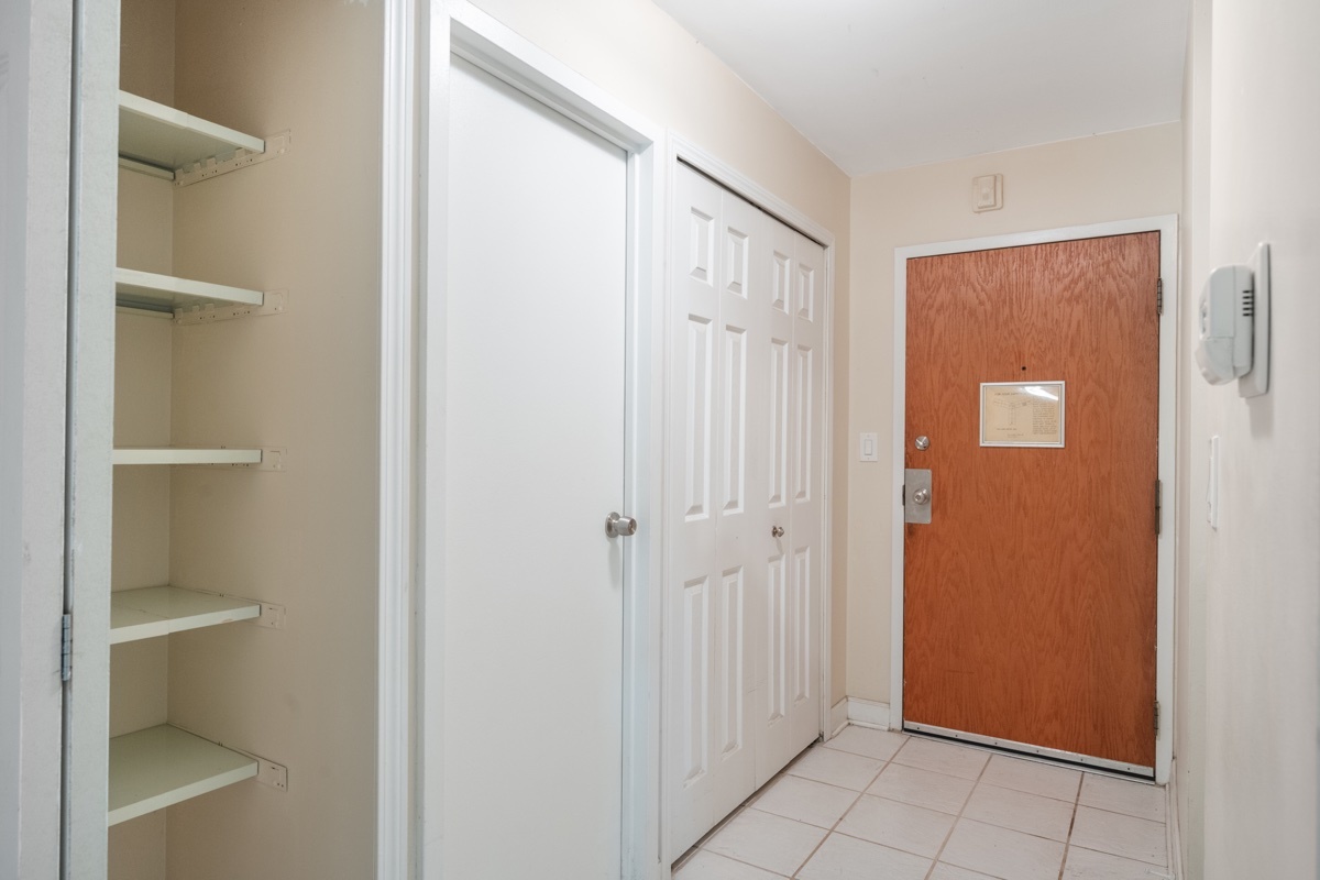 1605 E Central Road 106a Property Photo 16