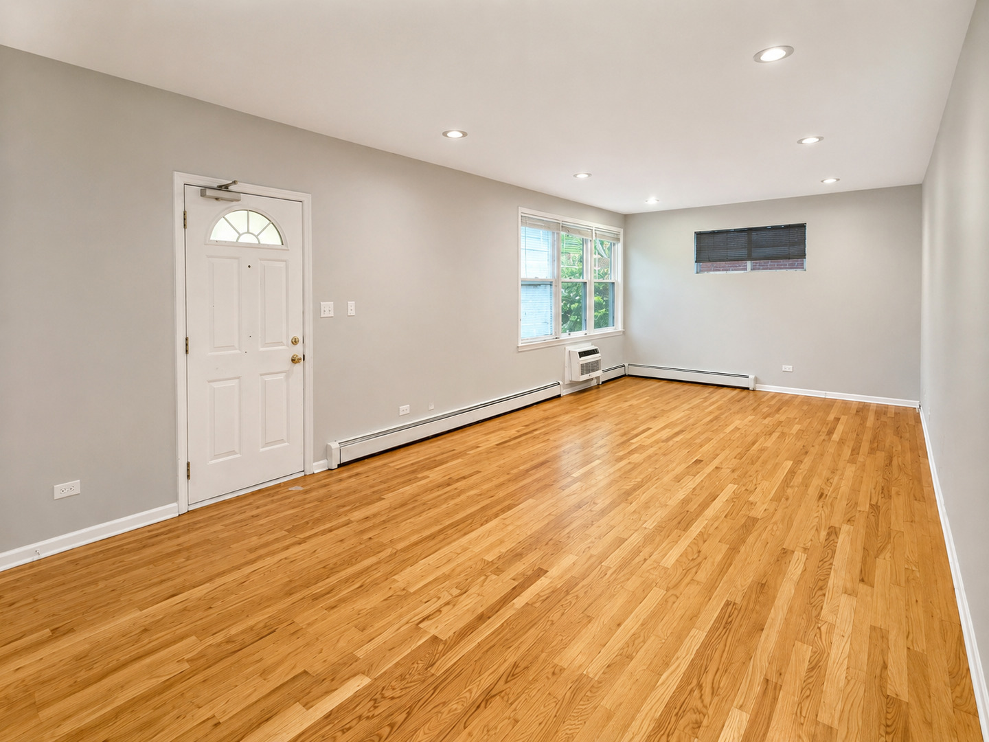 1536 W Pratt Boulevard 3d Property Photo 4