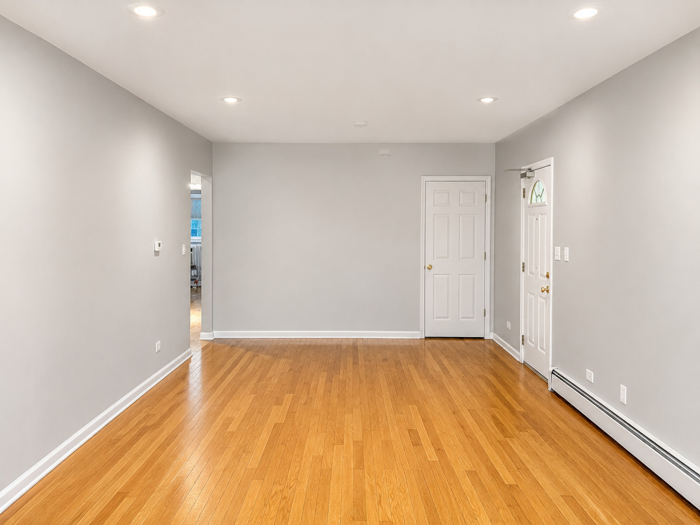 1536 W Pratt Boulevard 3d Property Photo 5