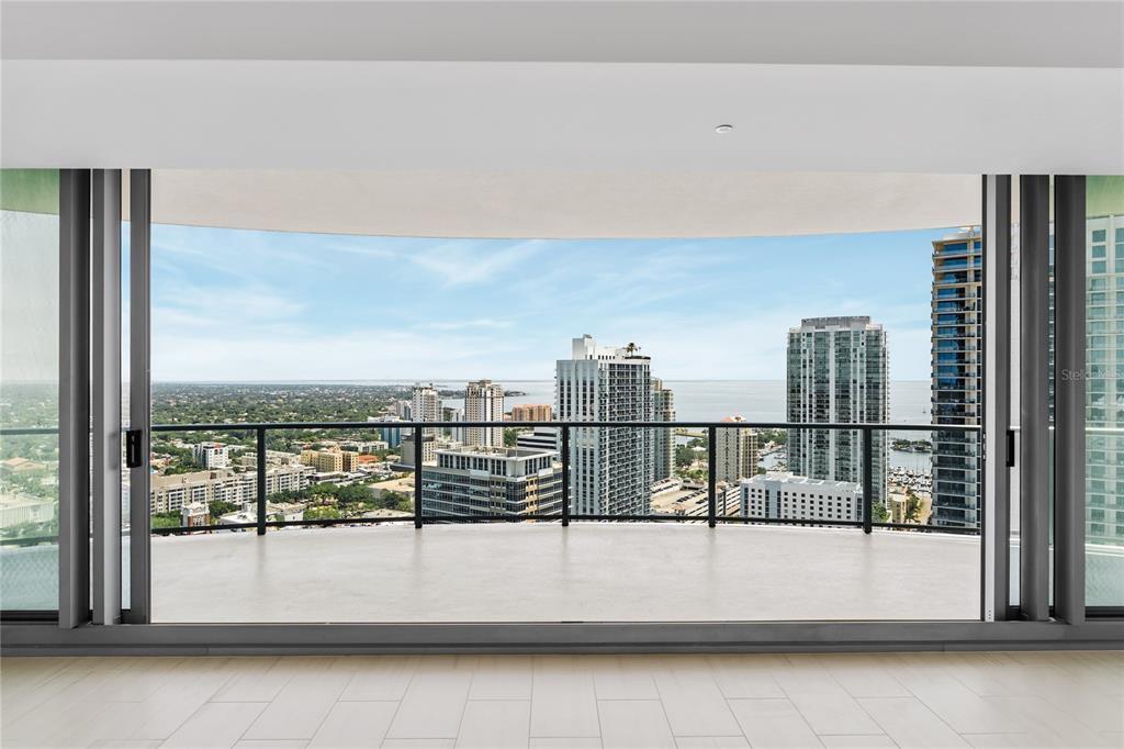 400 Central Avenue 3107