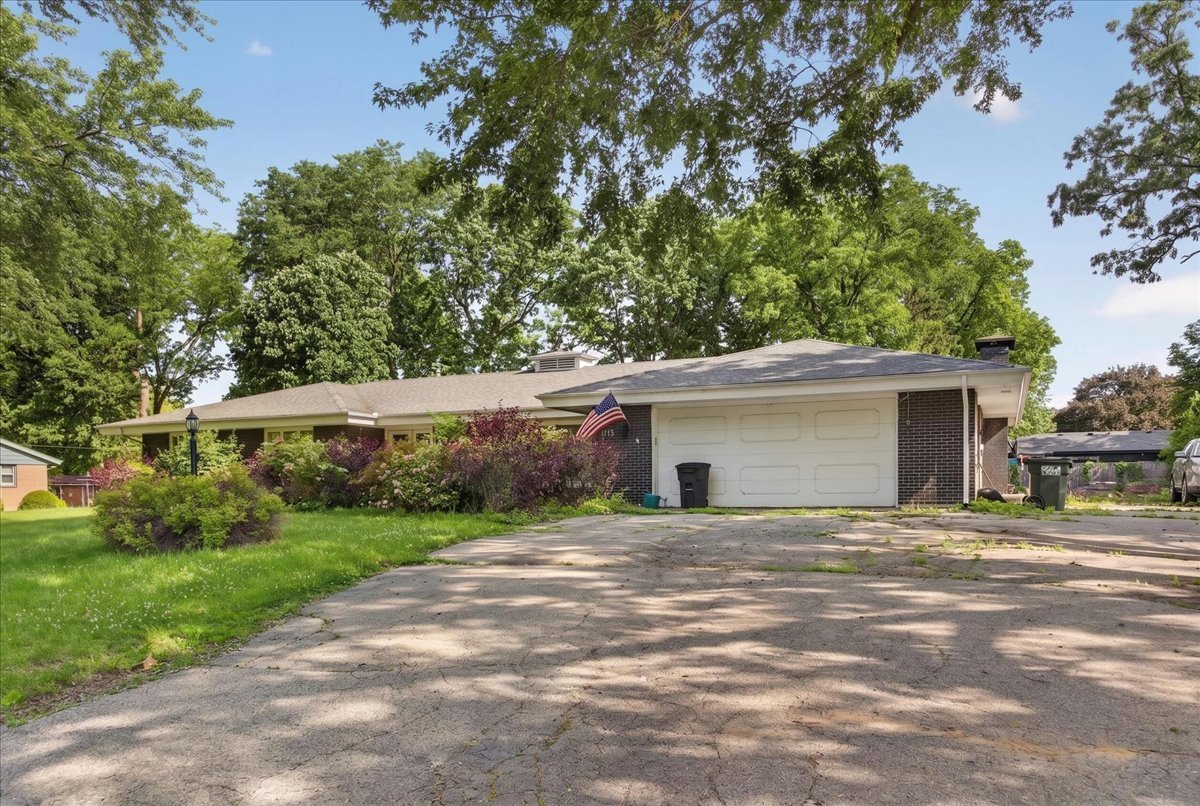 4115 Stage Coach Trail Property Photo 3