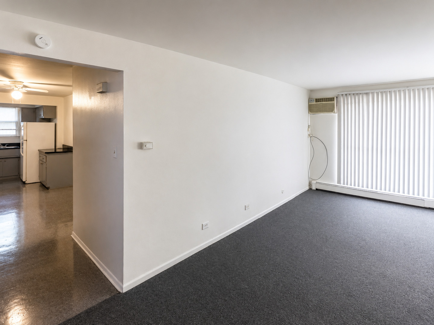 1025 - 49 W Vermont Street Property Photo 5