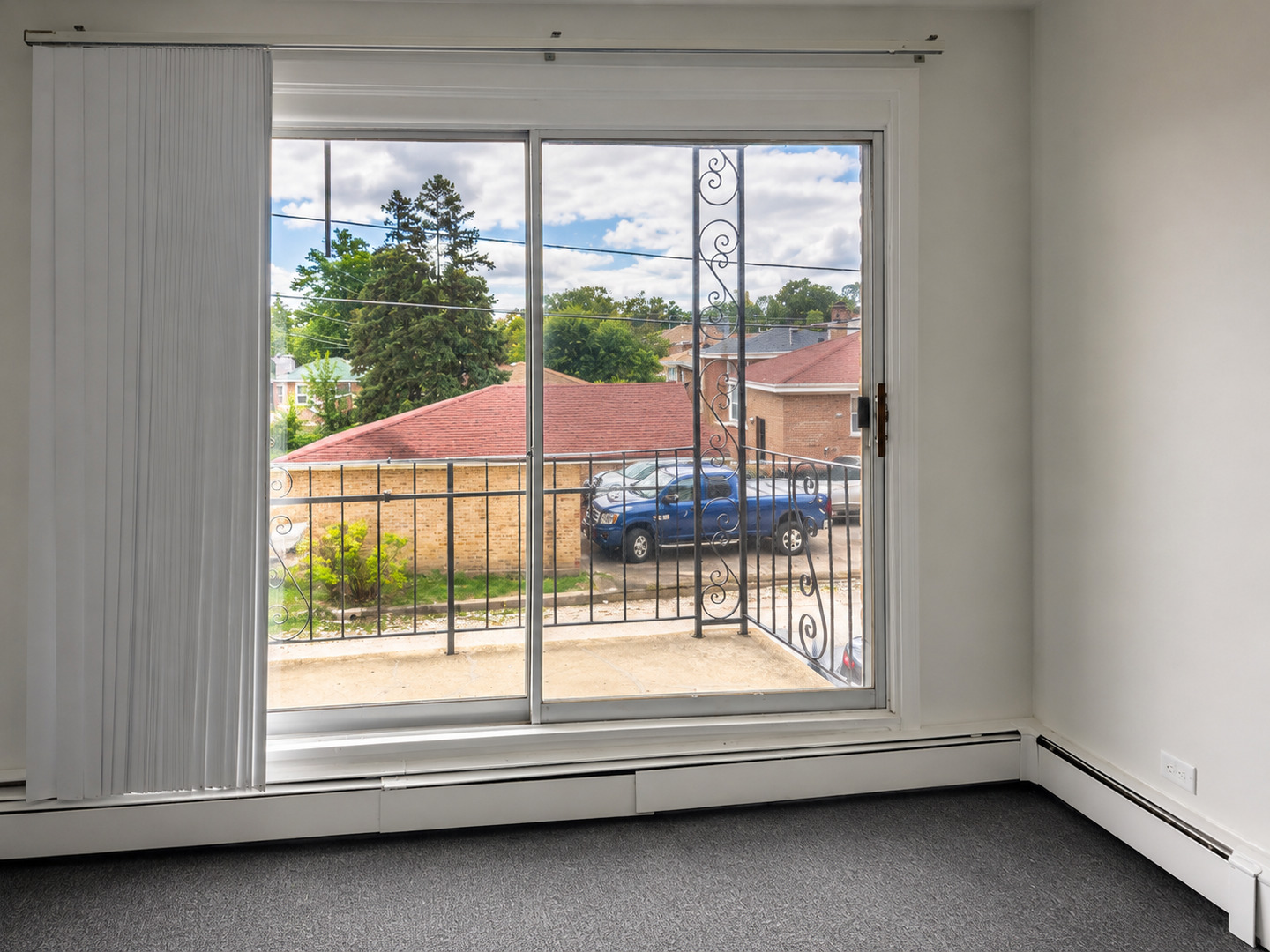 1025 - 49 W Vermont Street Property Photo 6