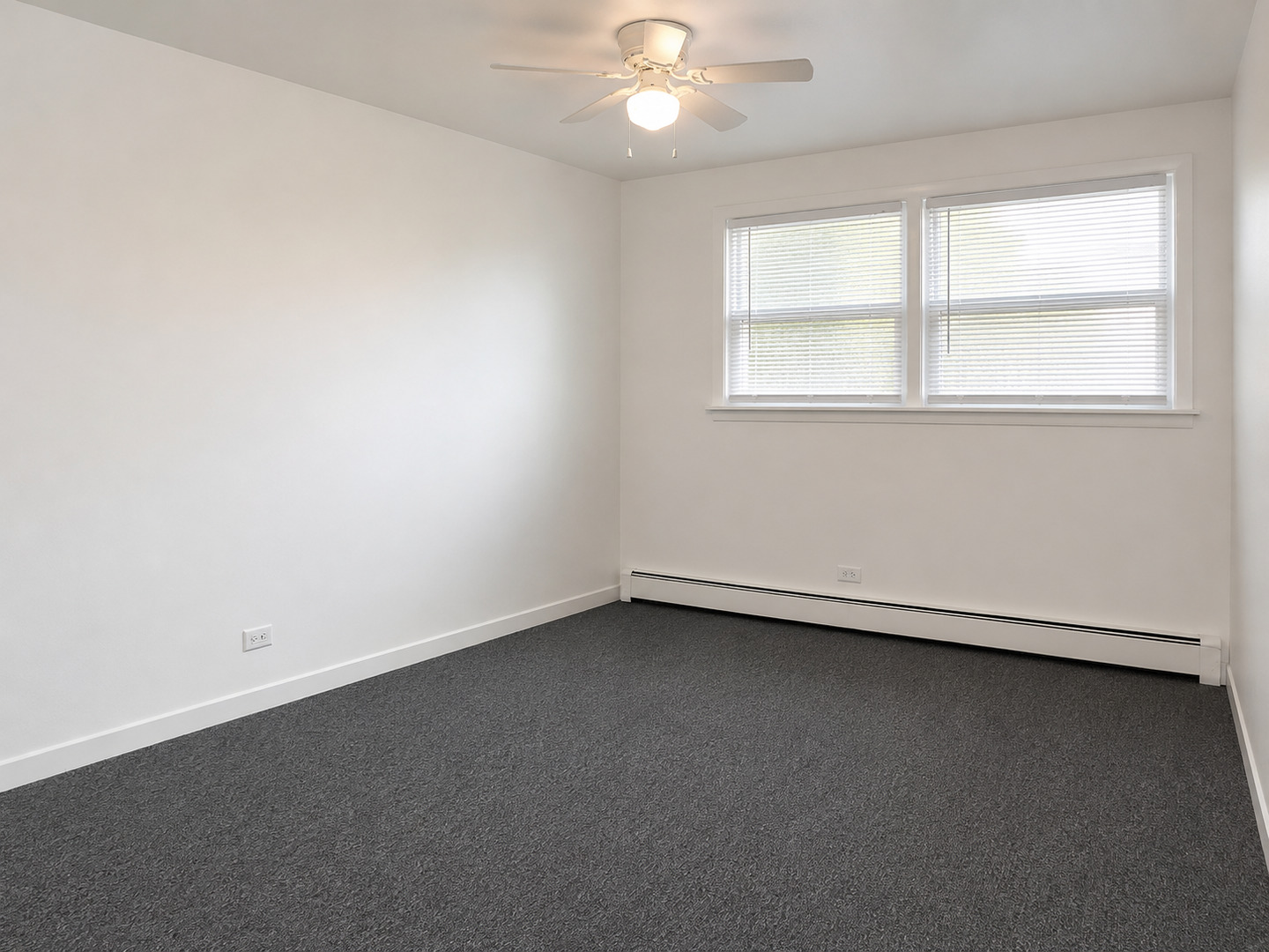 1025 - 49 W Vermont Street Property Photo 8