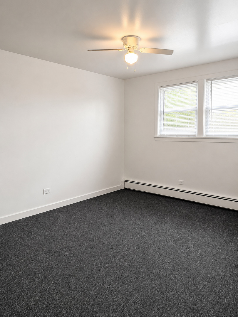 1025 - 49 W Vermont Street Property Photo 9