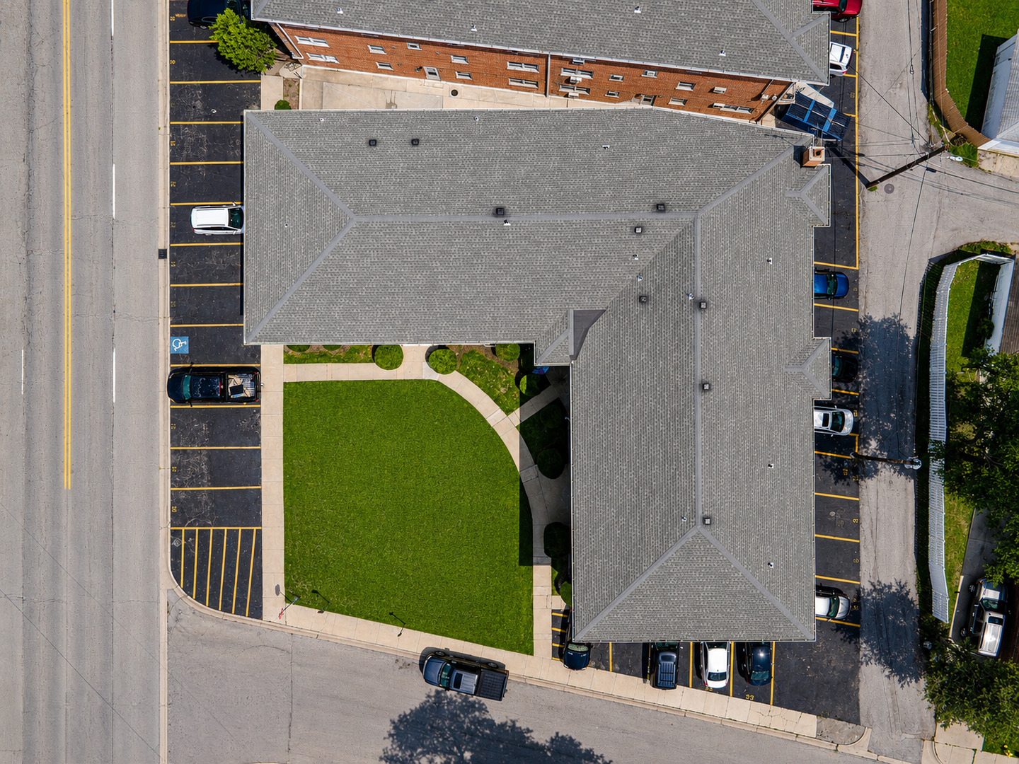 1025 - 49 W Vermont Street Property Photo 30