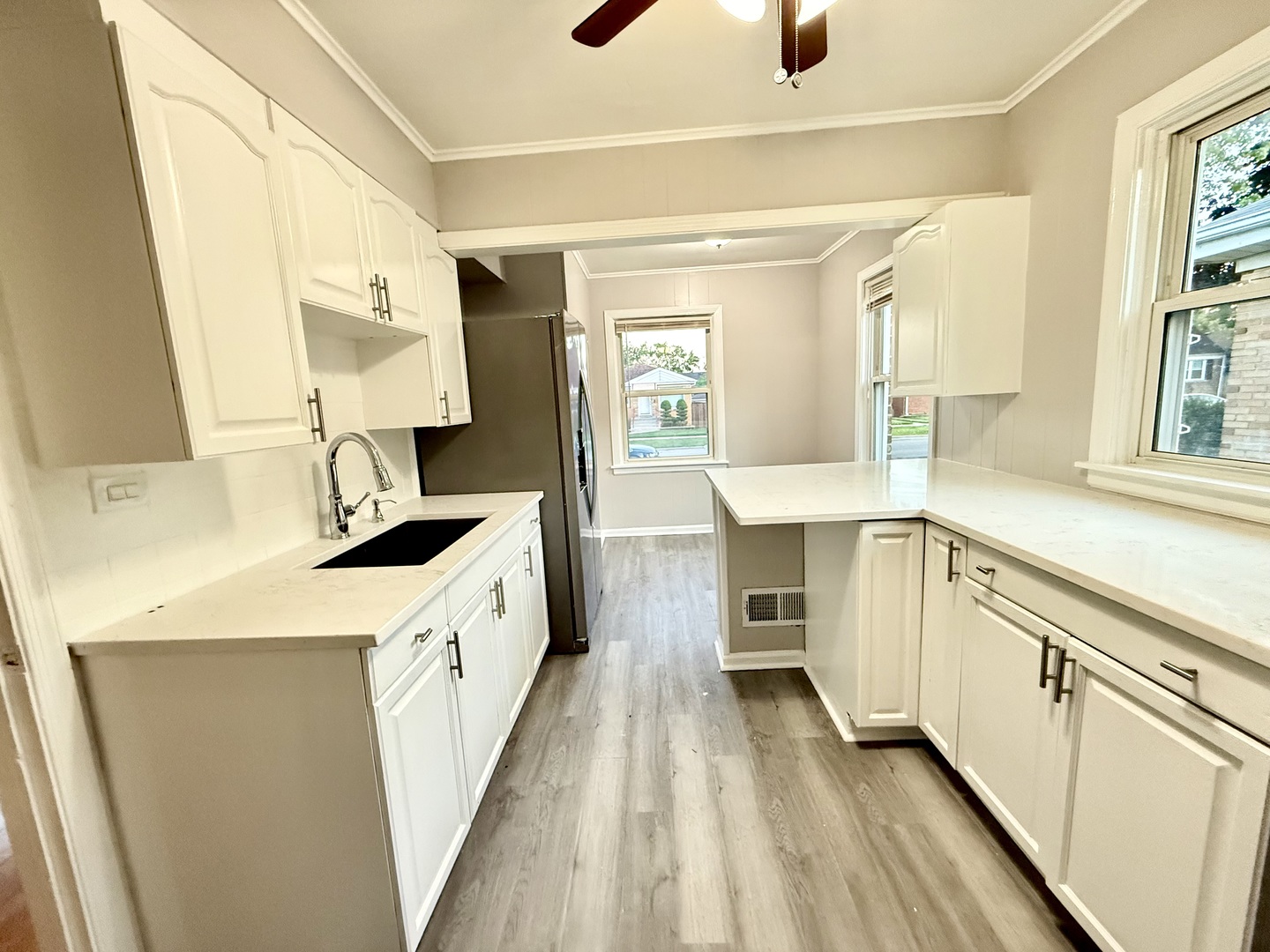 3201 Adams Street Property Photo 9
