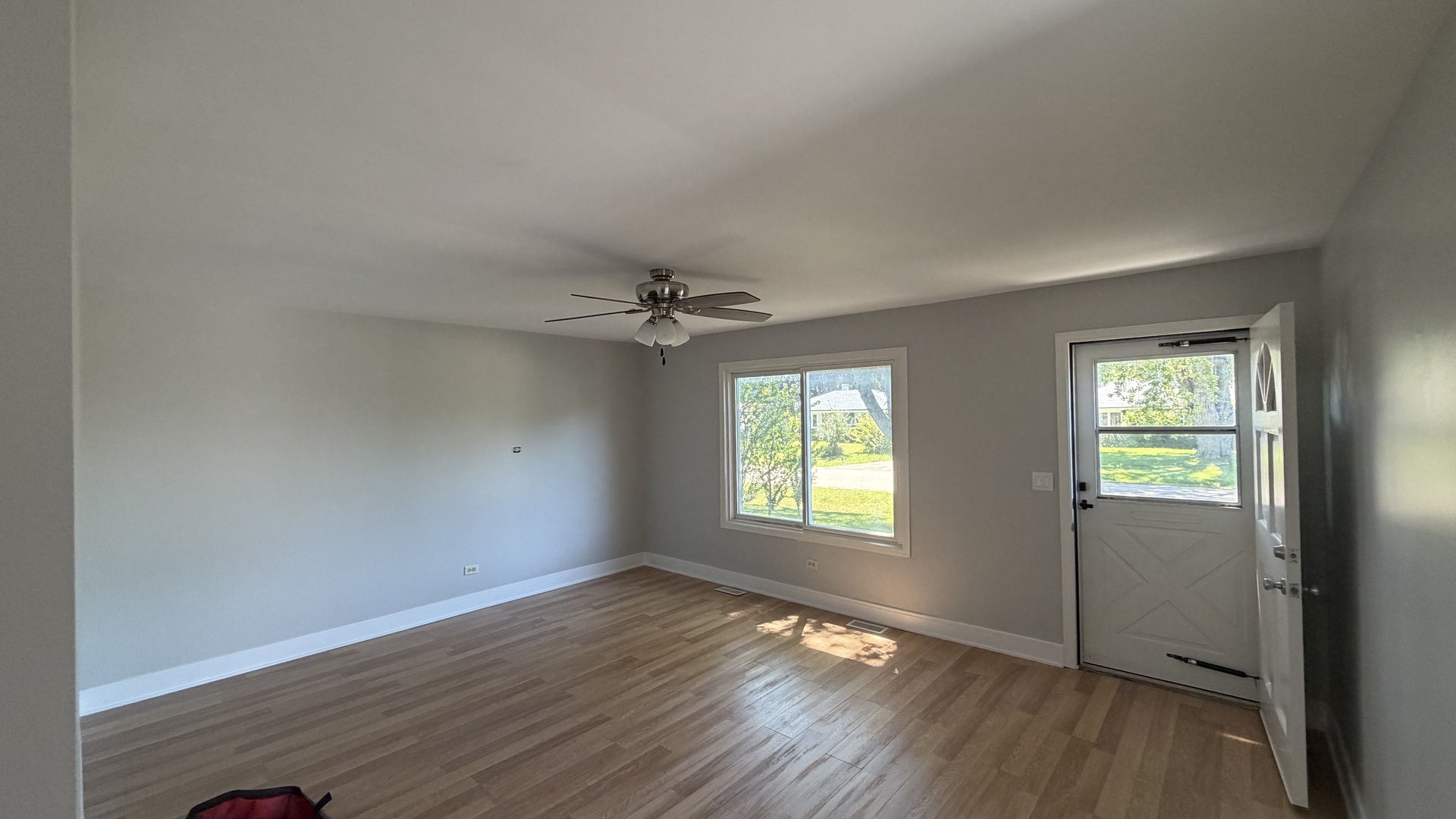 1900 Longmeadow Drive Property Photo 5