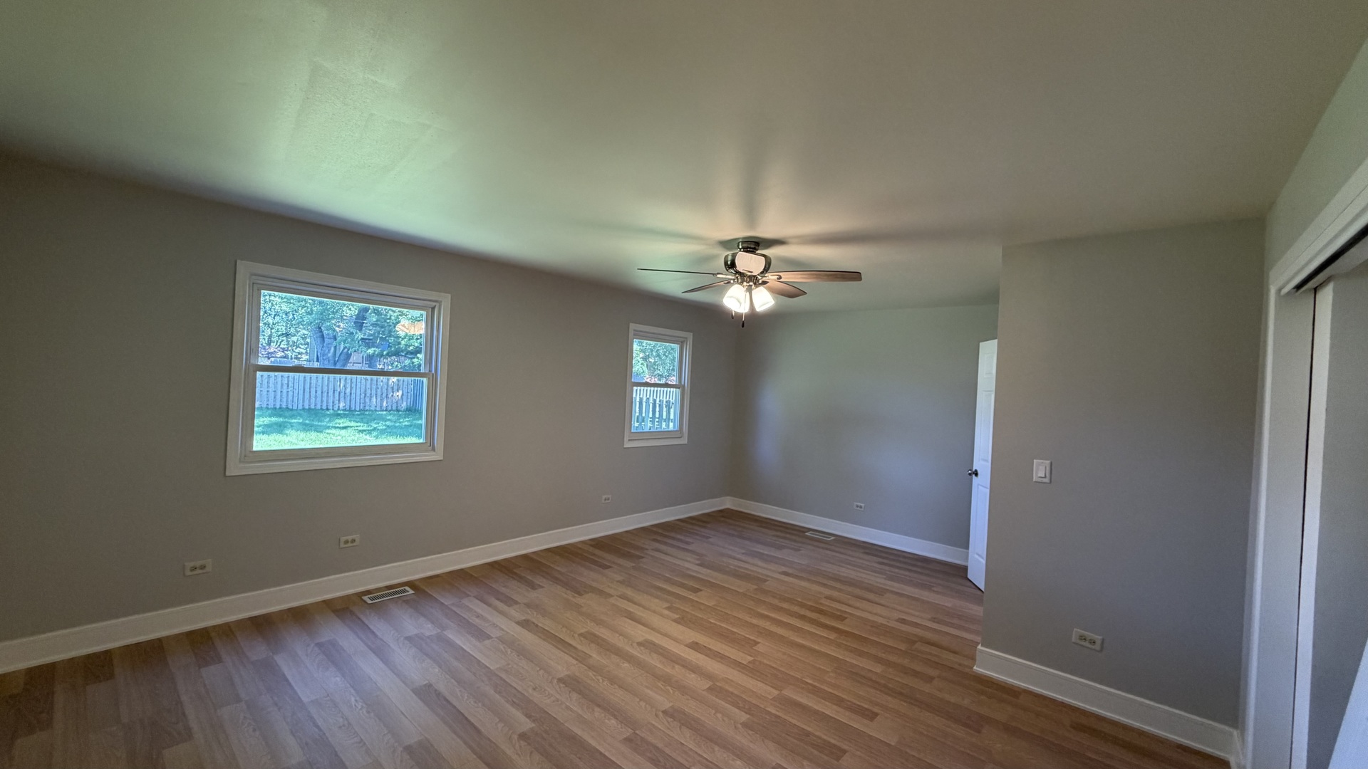 1900 Longmeadow Drive Property Photo 14