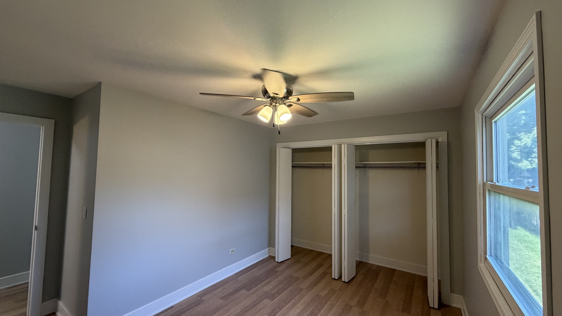 1900 Longmeadow Drive Property Photo 19