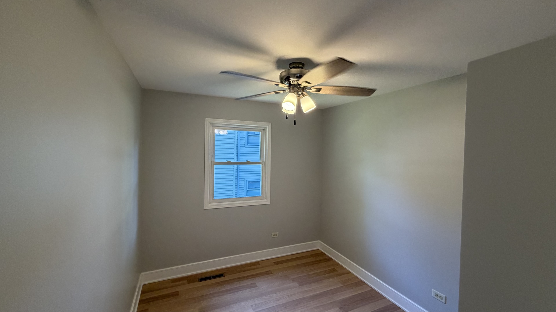 1900 Longmeadow Drive Property Photo 22