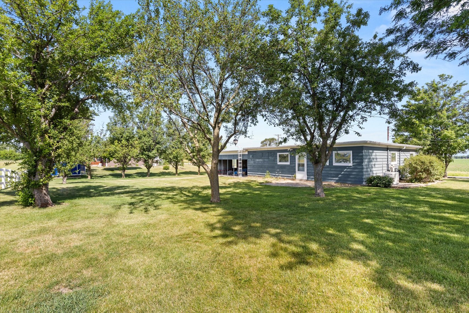 492 N 23rd Road Property Photo 38