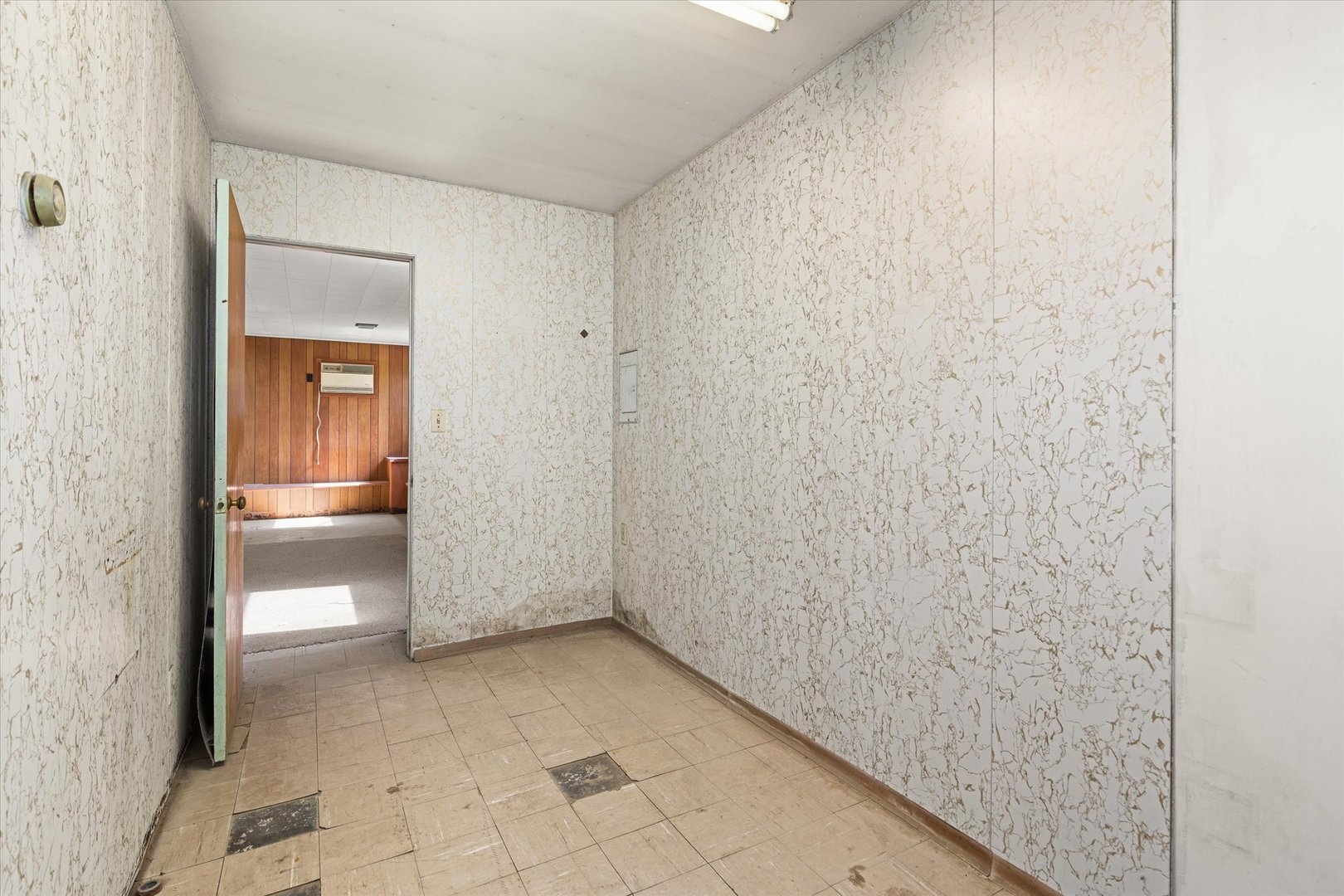 492 N 23rd Road Property Photo 43