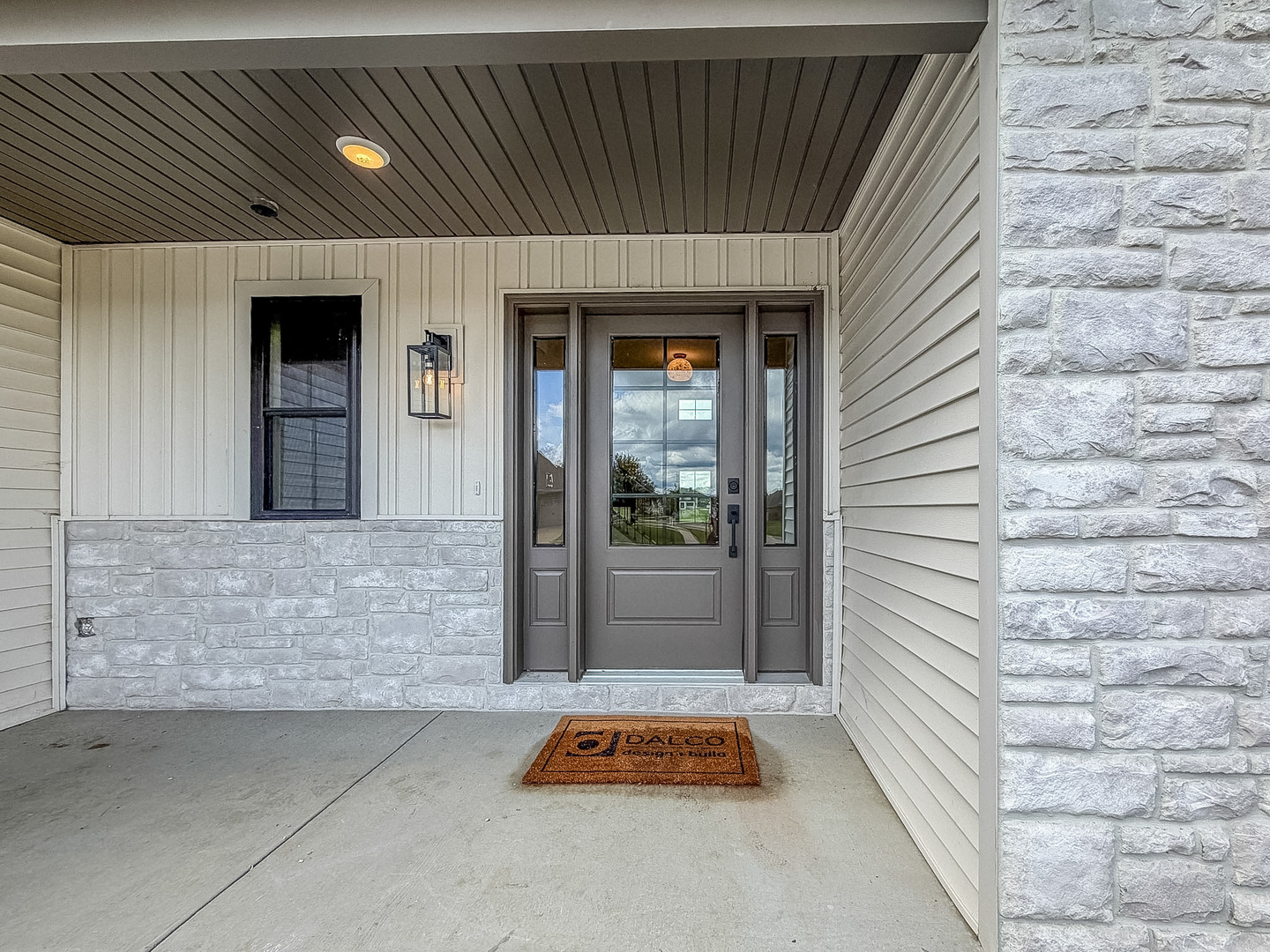 3016 Beringer Circle Property Photo 3