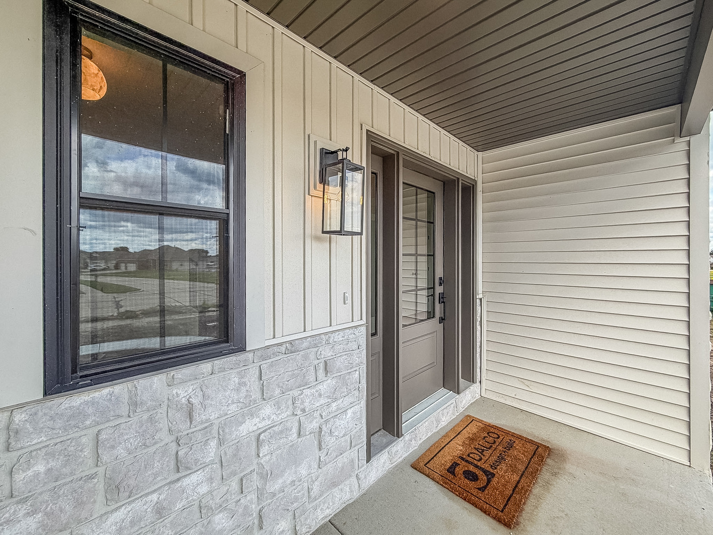 3016 Beringer Circle Property Photo 4